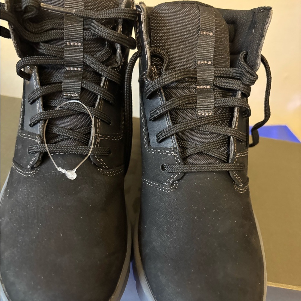 Big kids timberland sneaker boots